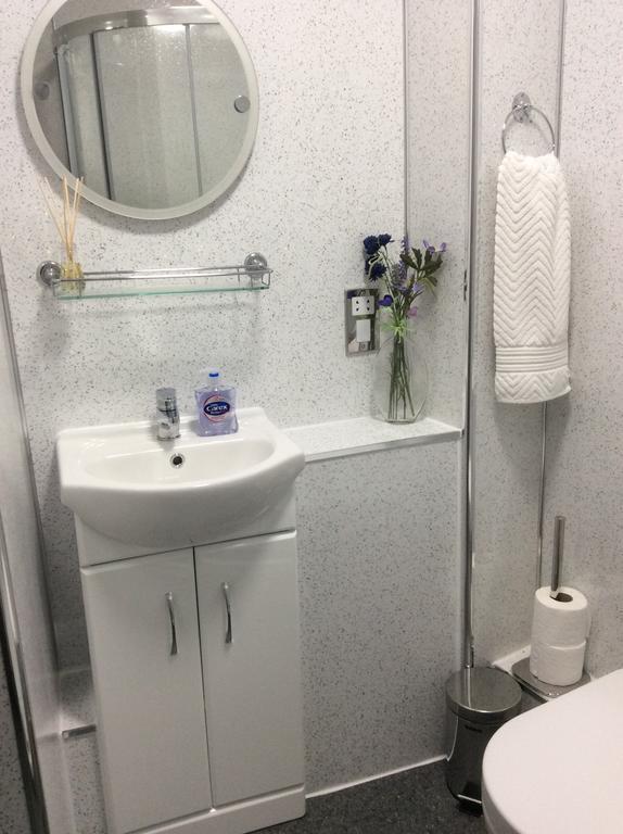 Connel Court Apartments Инвернесс Экстерьер фото
